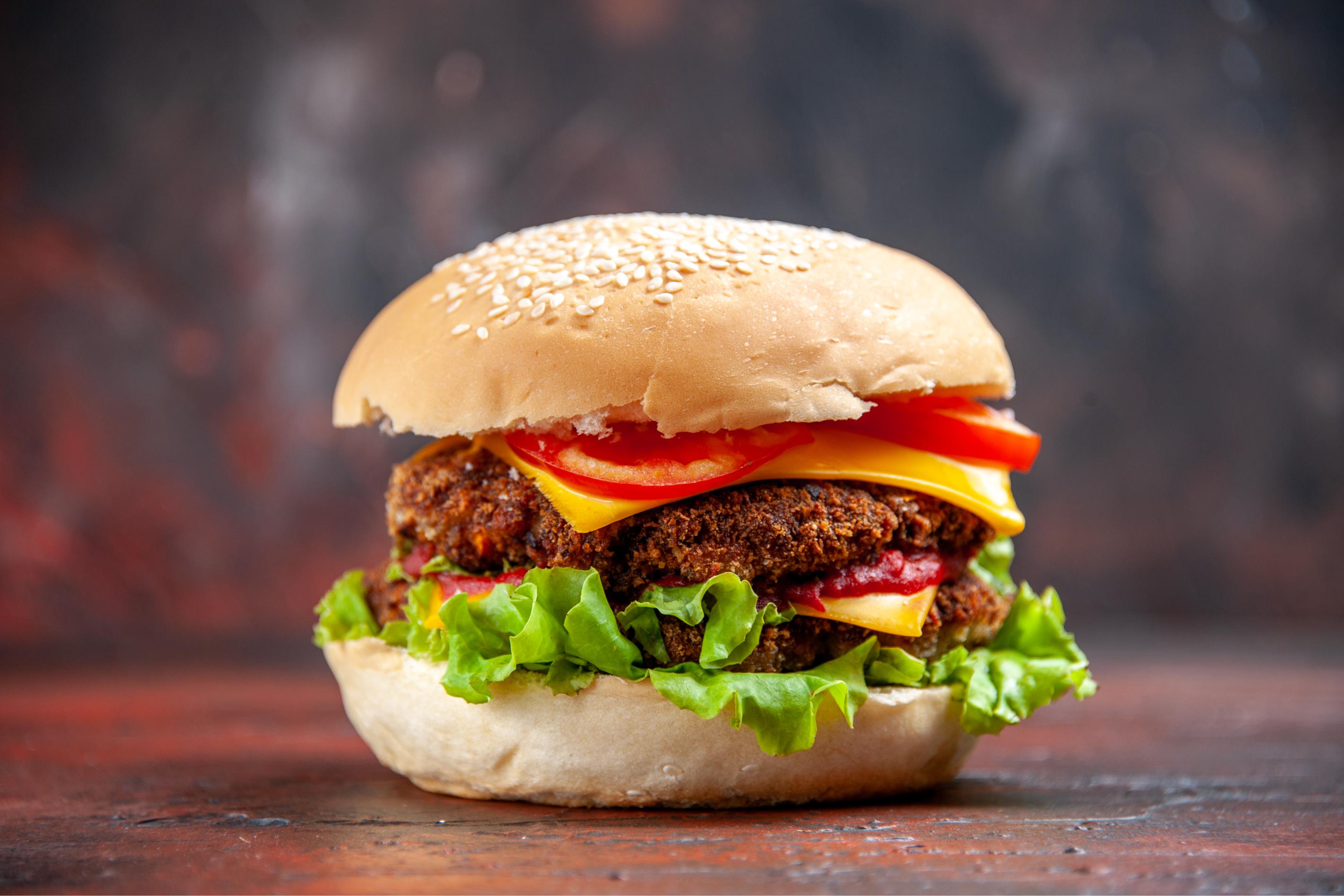 Burgers & Momos